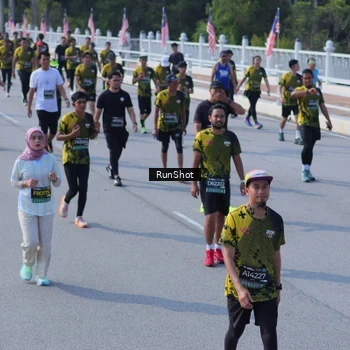 Runner Photo 7186821