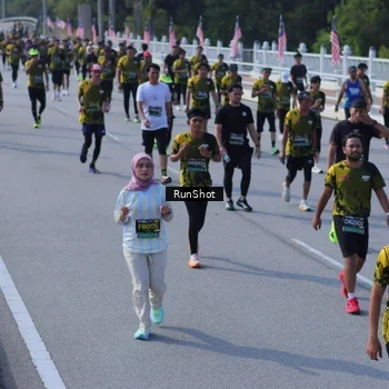 Runner Photo 7186932