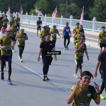 Runner Photo 7186977