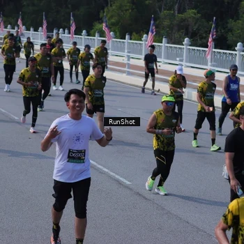 Runner Photo 7187013