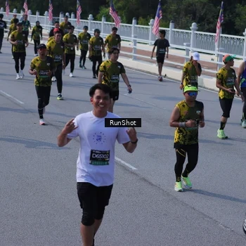Runner Photo 7187026