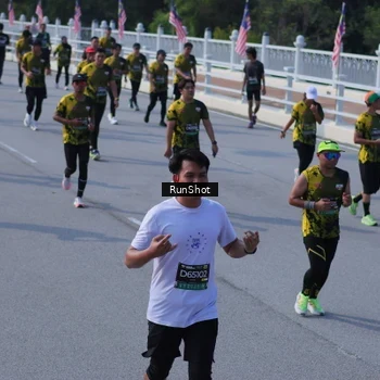 Runner Photo 7187028