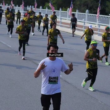 Runner Photo 7187038