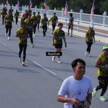 Runner Photo 7187042