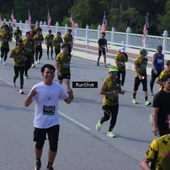 Runner Photo 7187065