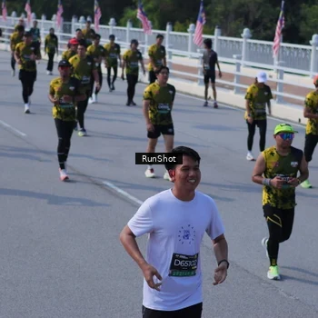 Runner Photo 7187069