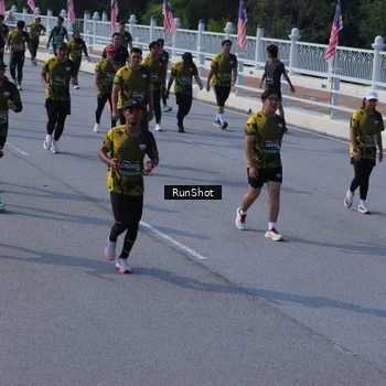 Runner Photo 7187115