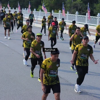 Runner Photo 7187203
