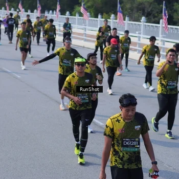 Runner Photo 7187212