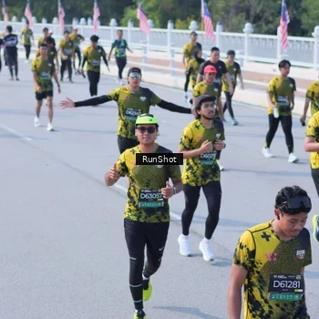 Runner Photo 7187230