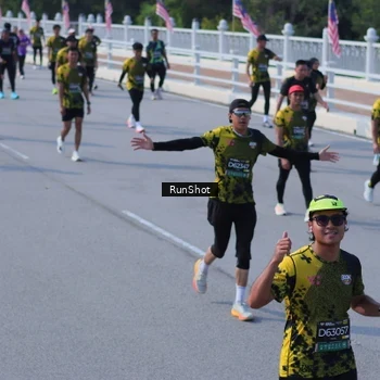 Runner Photo 7187264