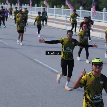 Runner Photo 7187268