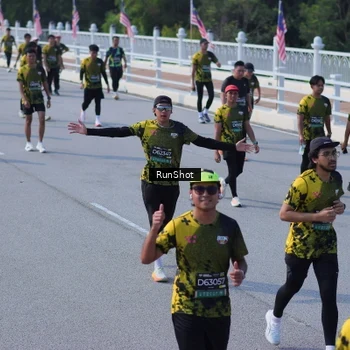 Runner Photo 7187269