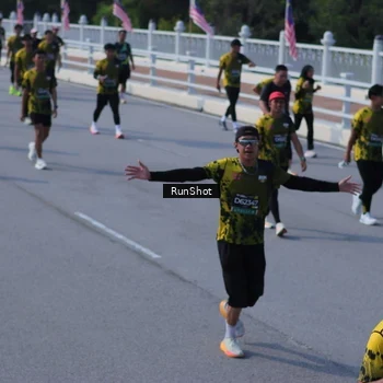Runner Photo 7187279