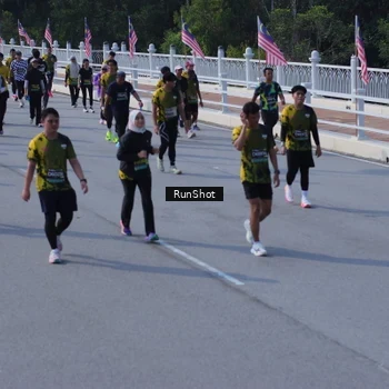 Runner Photo 7187400
