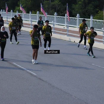 Runner Photo 7187401