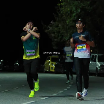 Runner Photo 7187420