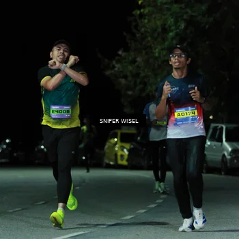 Runner Photo 7187427
