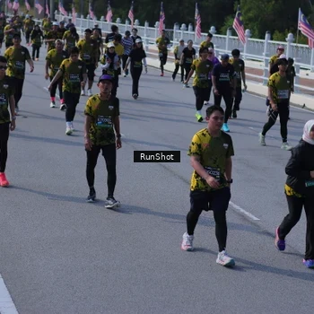 Runner Photo 7187500
