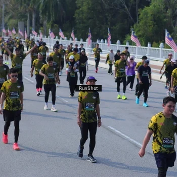 Runner Photo 7187502