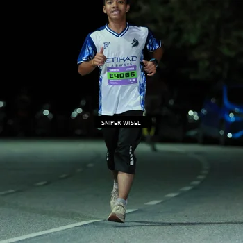 Runner Photo 7187510