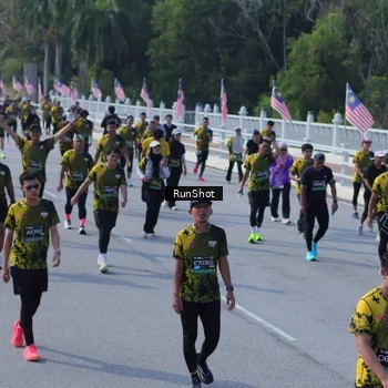 Runner Photo 7187514