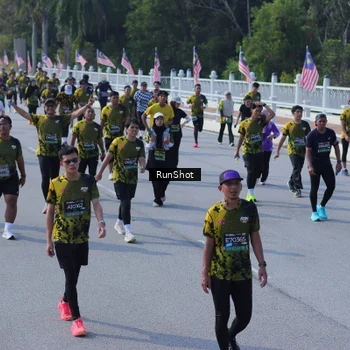 Runner Photo 7187523