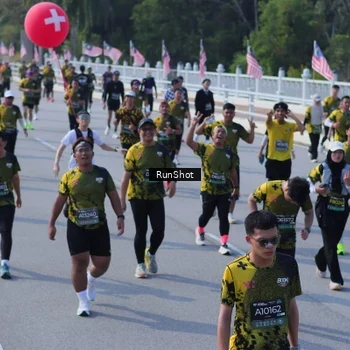 Runner Photo 7187554