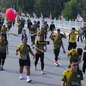 Runner Photo 7187560