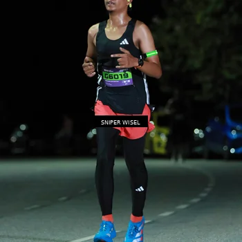 Runner Photo 7187615