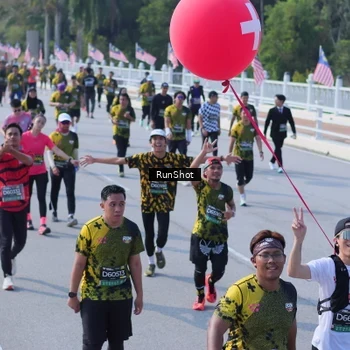 Runner Photo 7187626