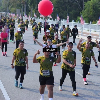 Runner Photo 7187632