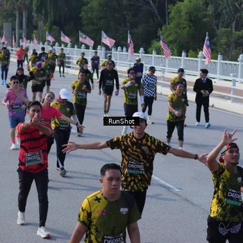 Runner Photo 7187650