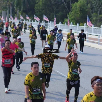 Runner Photo 7187667