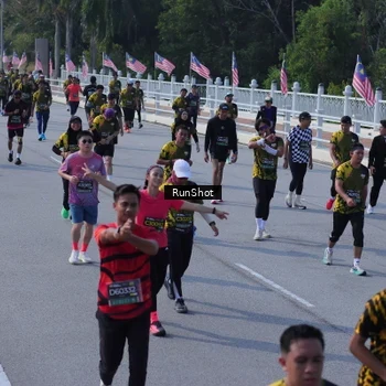 Runner Photo 7187668