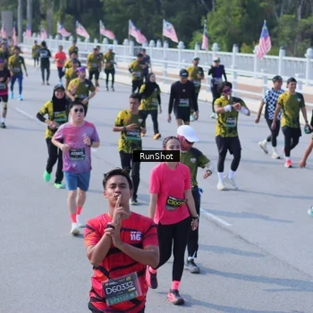 Runner Photo 7187697
