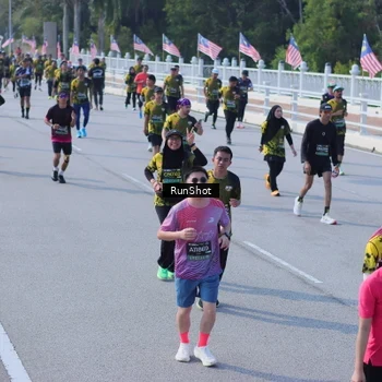 Runner Photo 7187723