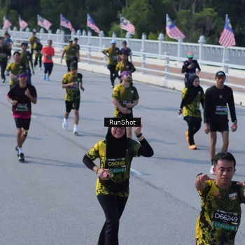 Runner Photo 7187806