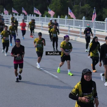 Runner Photo 7187834