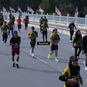 Runner Photo 7187841
