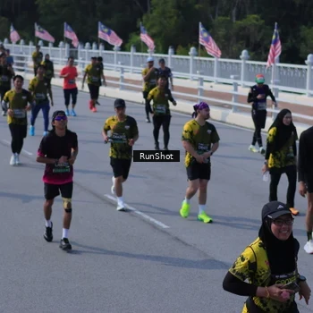 Runner Photo 7187843