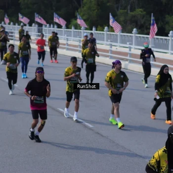 Runner Photo 7187852