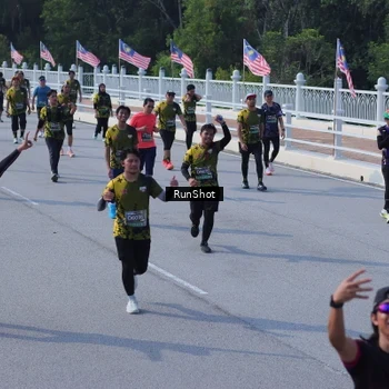 Runner Photo 7187888