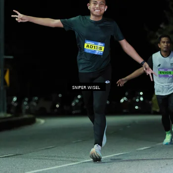 Runner Photo 7187912