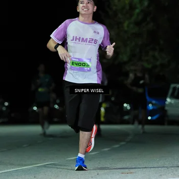 Runner Photo 7187940