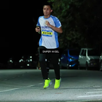 Runner Photo 7187975