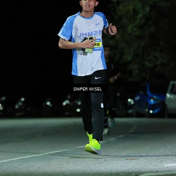 Runner Photo 7187987