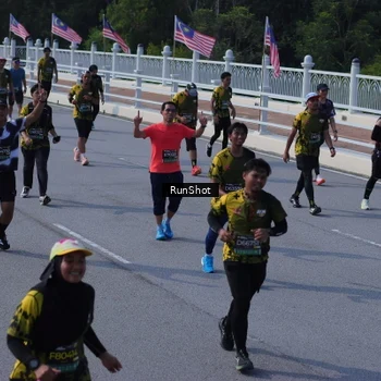 Runner Photo 7188004