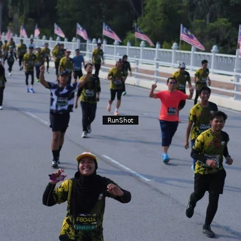 Runner Photo 7188005
