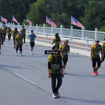 Runner Photo 7188098